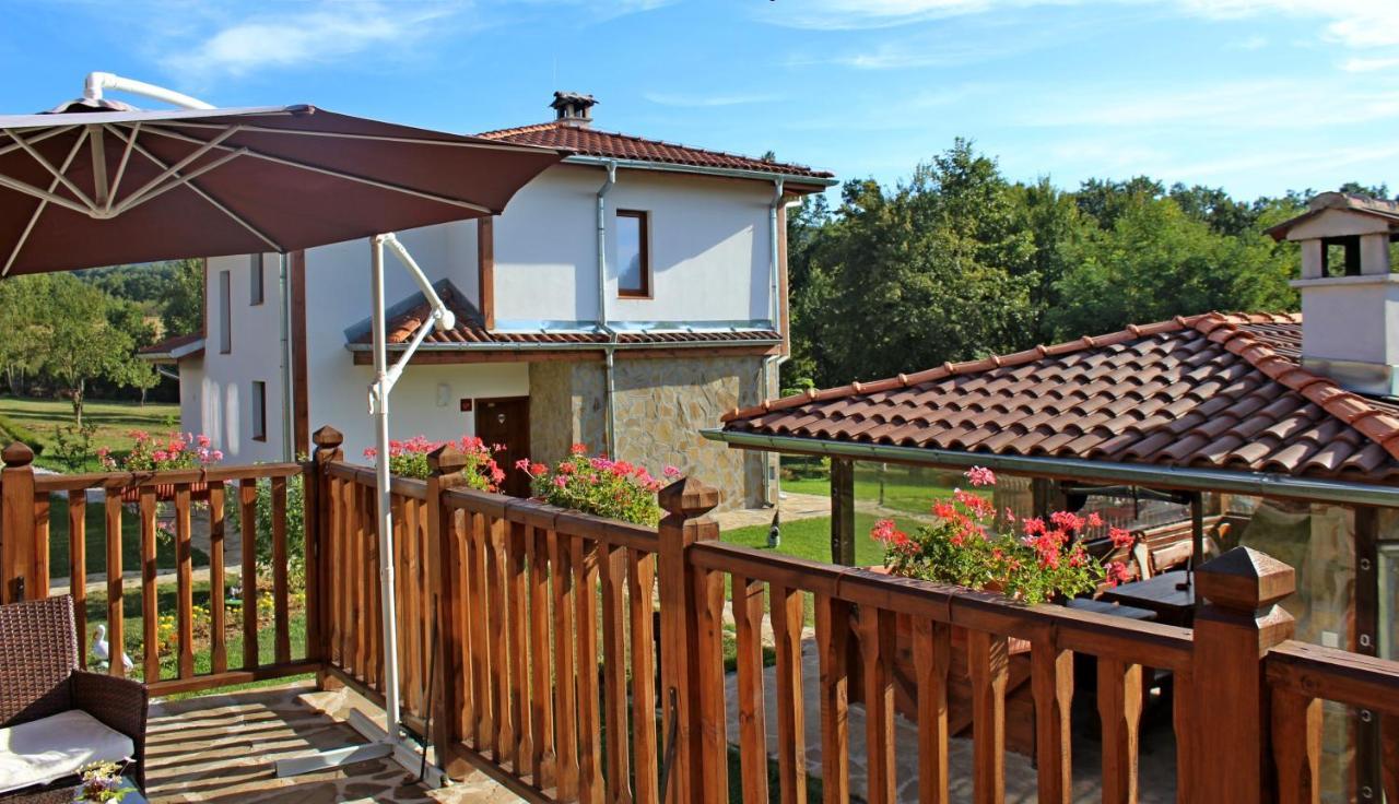 Sinjirite Complex Hotel Elena Kültér fotó