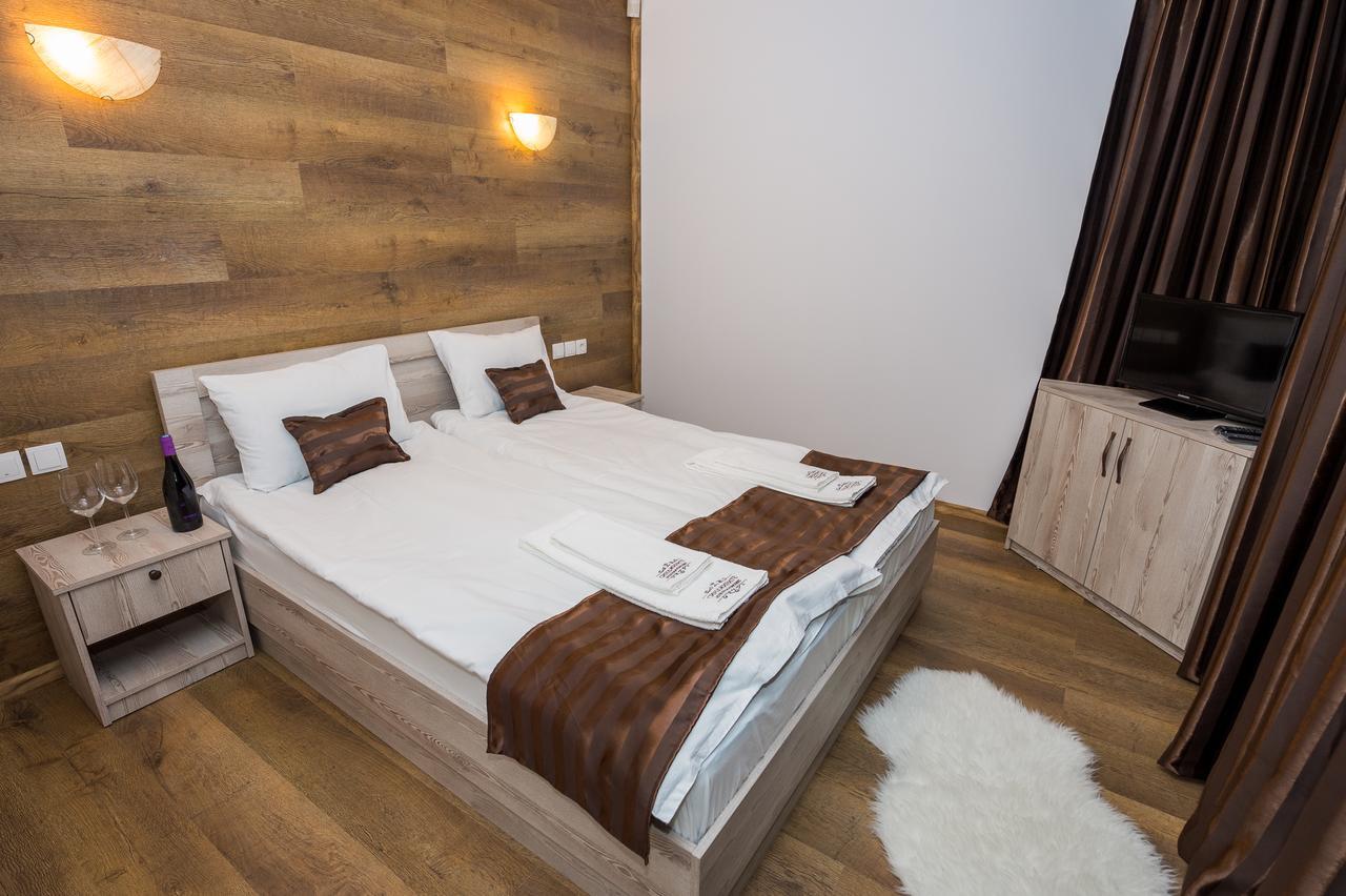 Sinjirite Complex Hotel Elena Kültér fotó