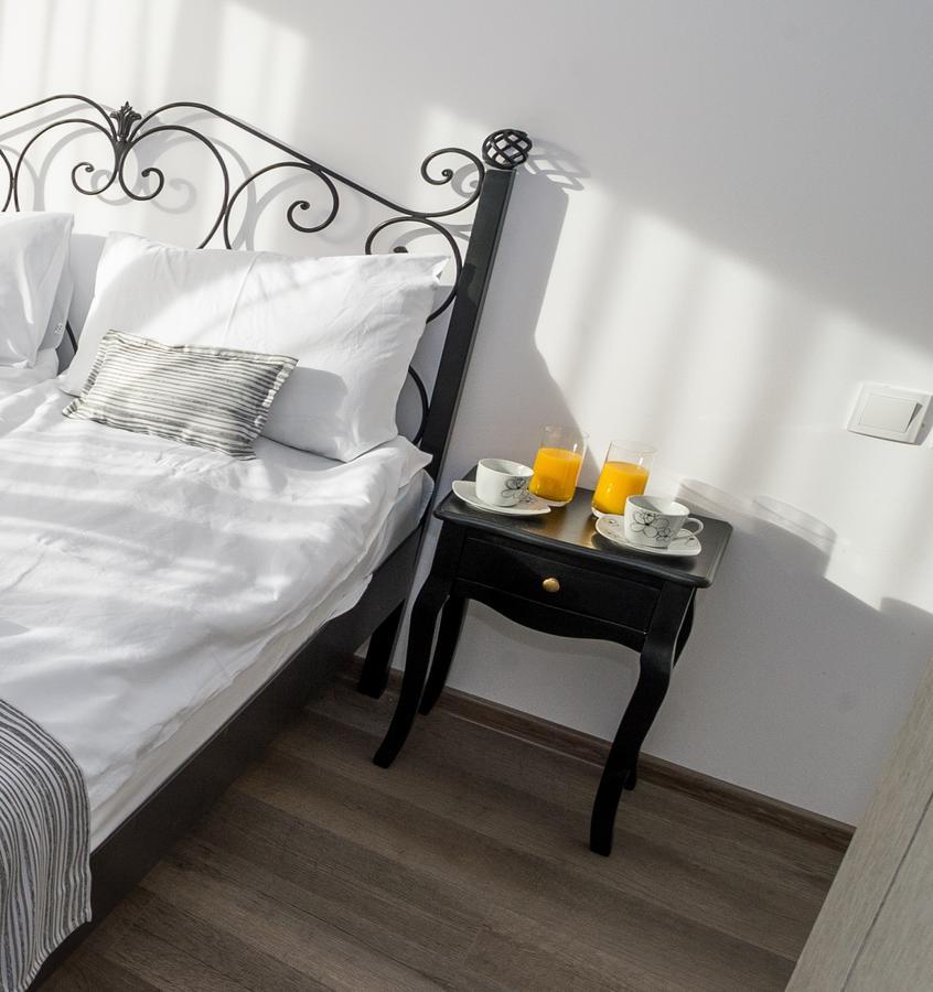 Sinjirite Complex Hotel Elena Kültér fotó