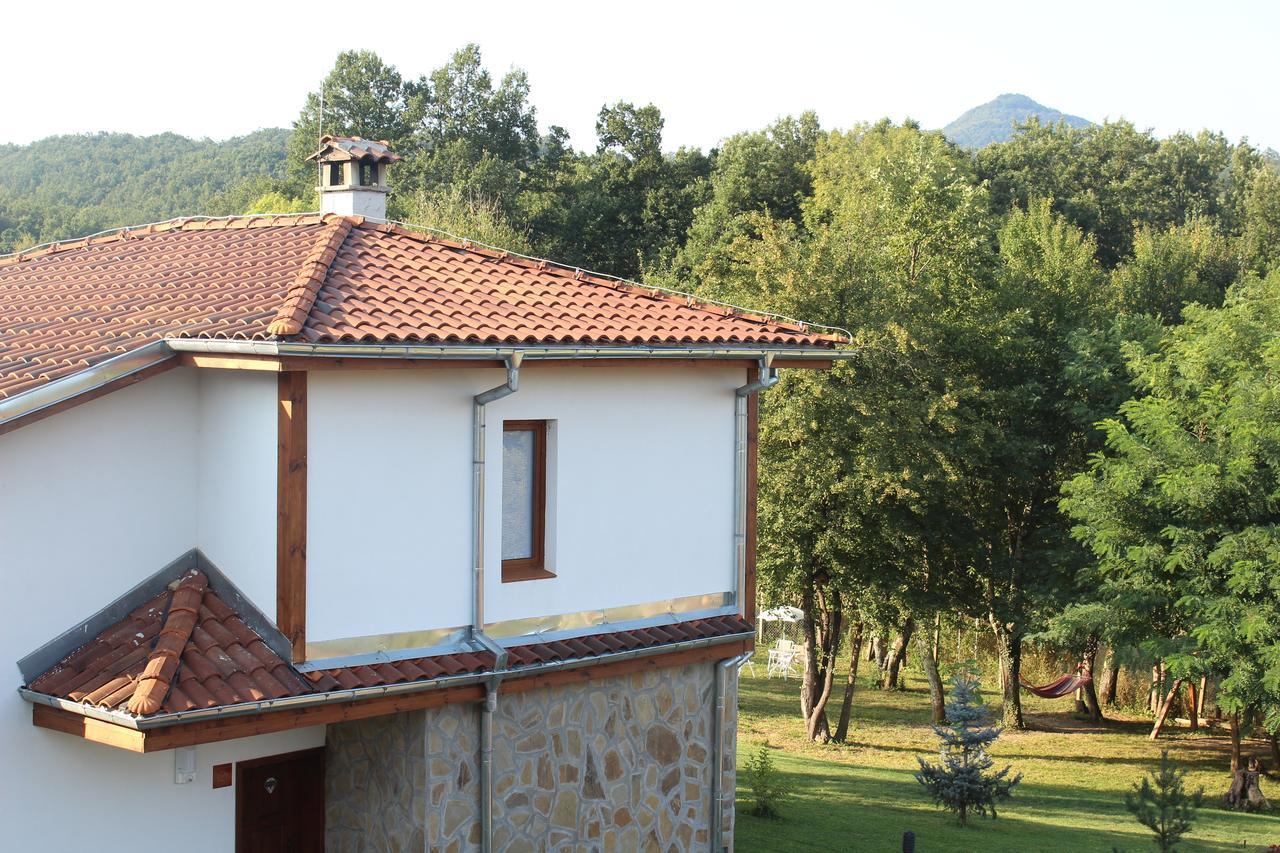 Sinjirite Complex Hotel Elena Kültér fotó