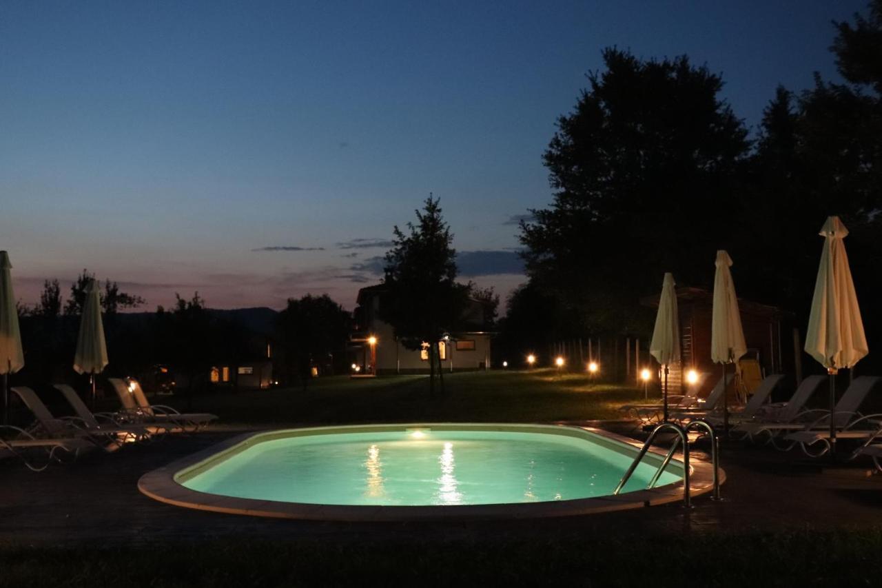 Sinjirite Complex Hotel Elena Kültér fotó
