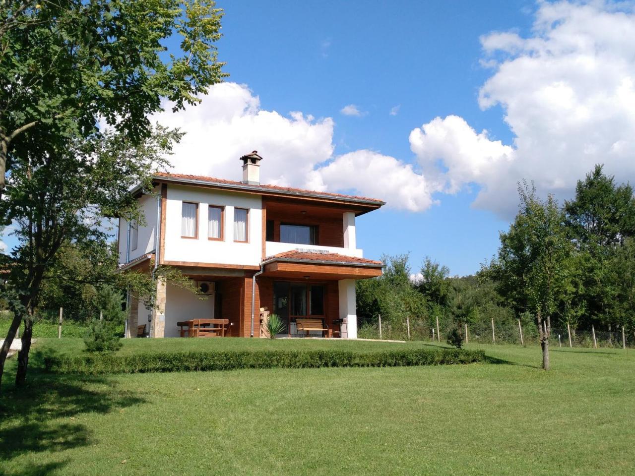 Sinjirite Complex Hotel Elena Kültér fotó